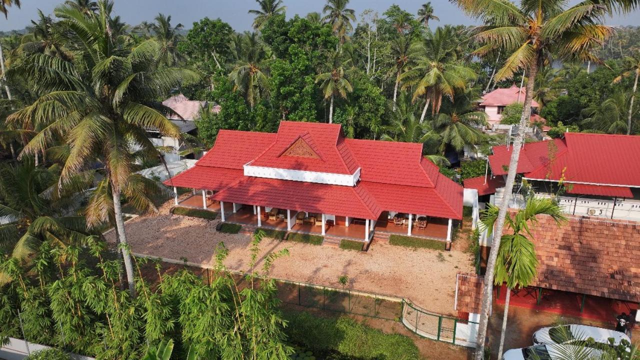 The Royal Island Hotell Mundrothuruth Eksteriør bilde